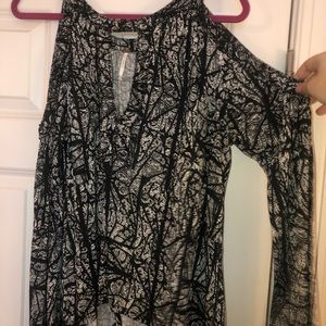 Cold shoulder Free People top